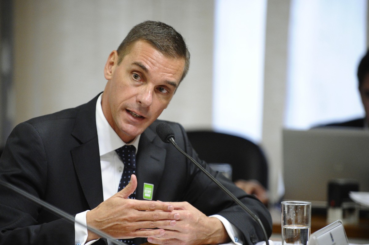 Integrantes do governo temem que fala de Bolsonaro tenha presidente do Banco do Brasil como alvo