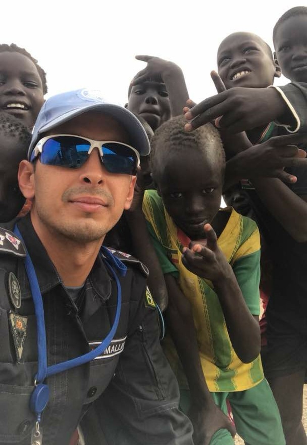 Potiguar arrecada camisas do Brasil para refugiados na África  (Foto: William Danilo Fernandes)