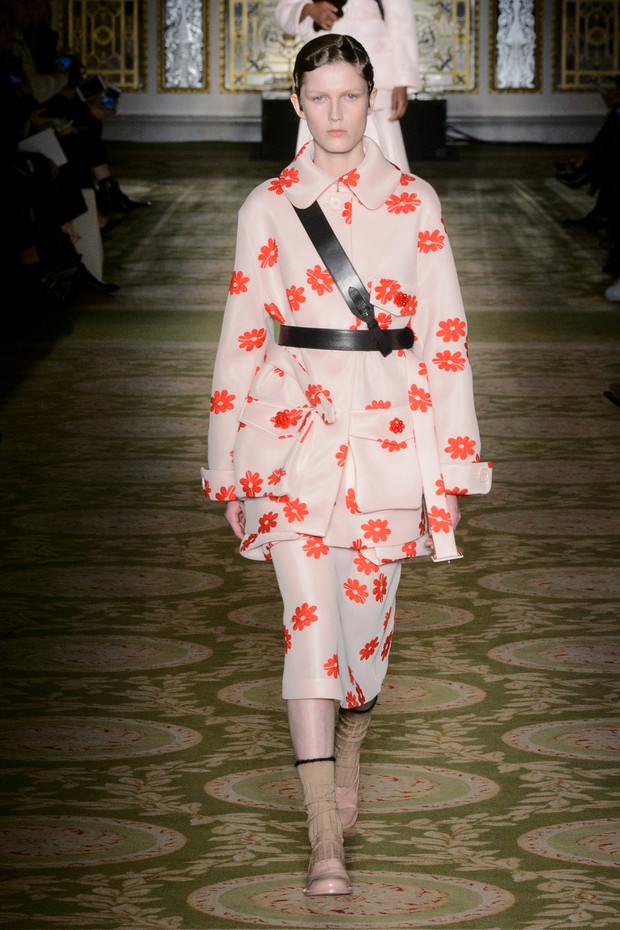 #SuzyLFW: Simone Rocha’s Call To Arms - Vogue | en