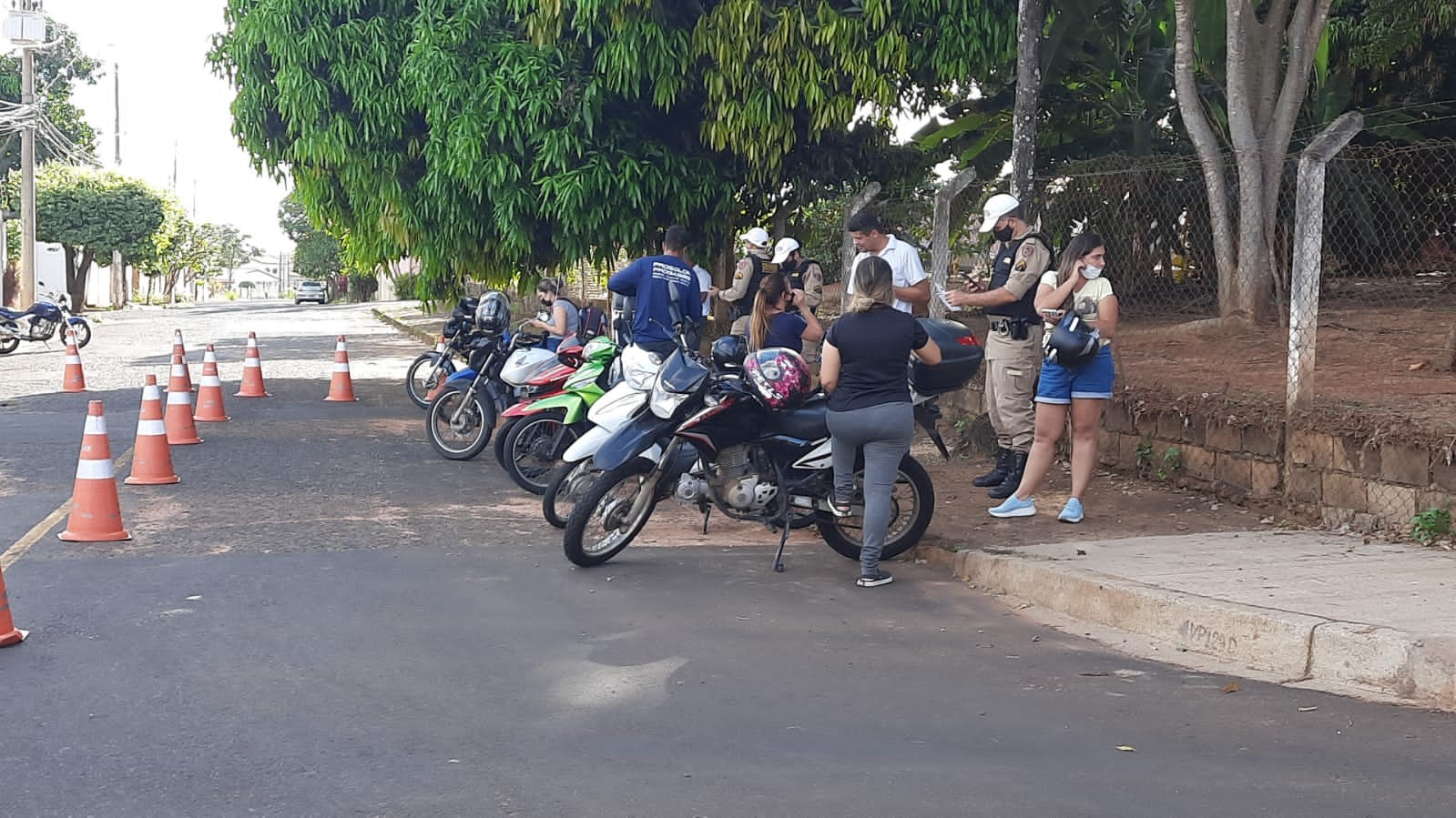 Uma pessoa é presa e mais de 130 infrações de trânsito registradas pela PM em Uberlândia durante a ‘Operação São Cristóvão’