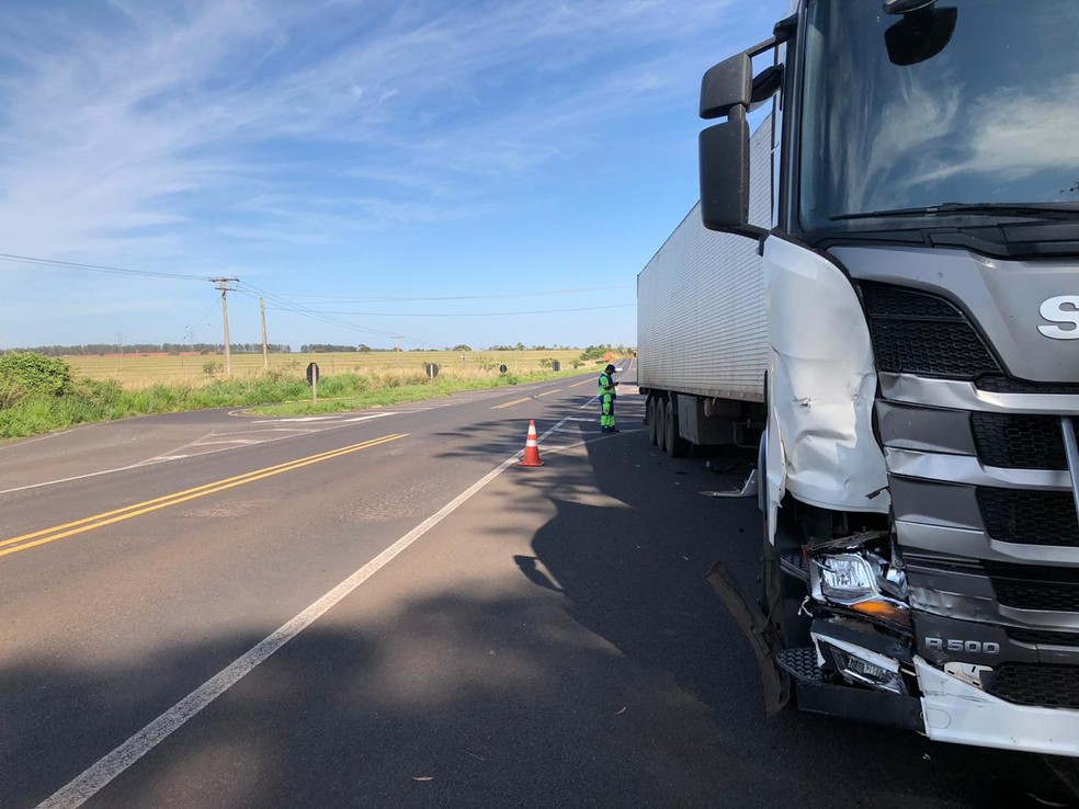 Agente penitenciário morreu em um acidente, em Martinópolis — Foto: David de Tarso/TV Fronteira
