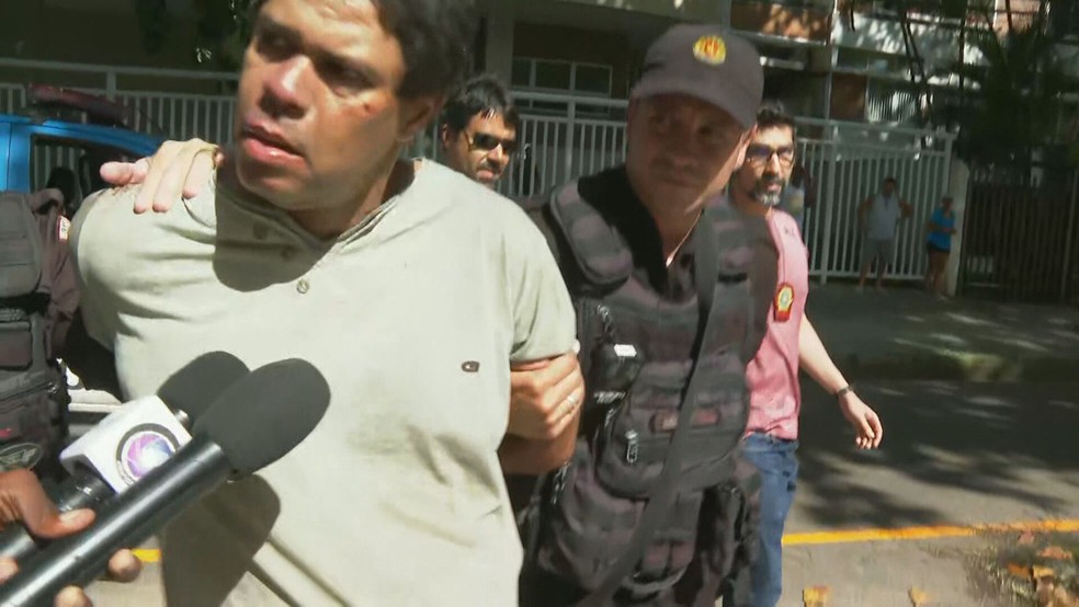 Alexander da Silva, preso por suspeita de matar a família  — Foto: Reprodução/TV Globo 