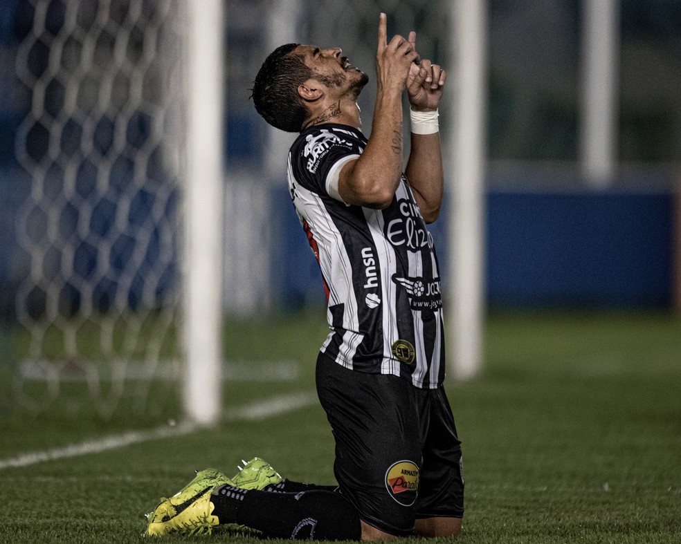 Botafogo-PB, de Welton, começou a Série C com uma vitória e um empate — Foto: Talita Gouvêa
