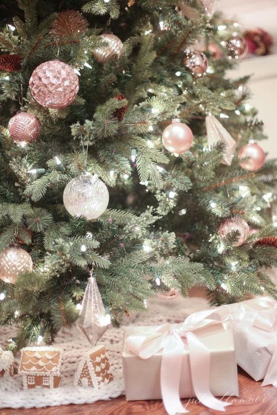 Confira 5 jeitos diferentes de enfeitar sua árvore de Natal - Casa Vogue |  Shopping