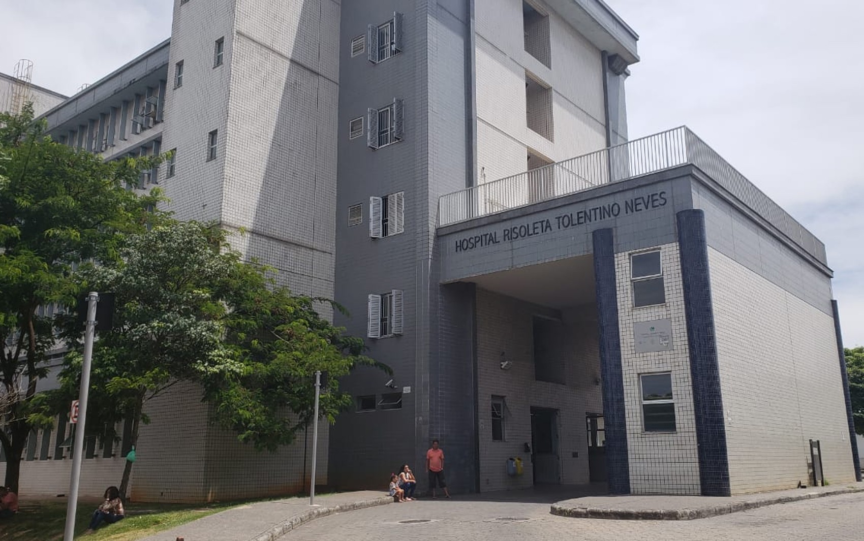 Ao tentar matar desafeto, gangue atira e atinge idosa na Região de Venda Nova, em BH