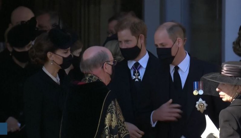 William e Henry após o funeral do avô, príncipe Philip — Foto: Reprodução