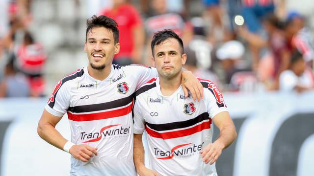 Santa Cruz x Confiança