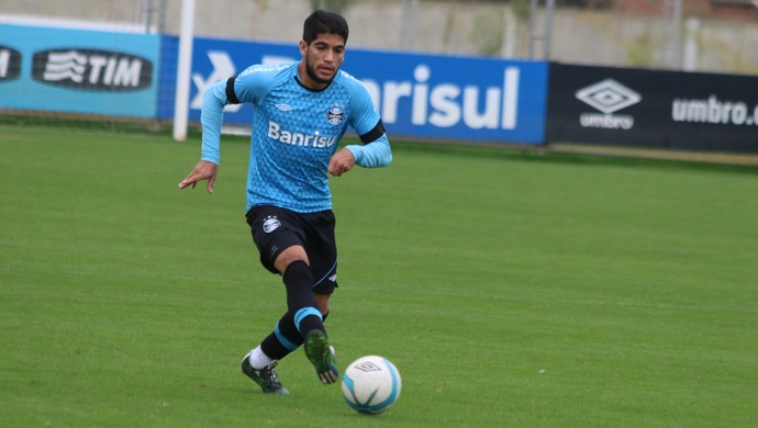 Leonardo Oliveira: volante que pertence ao Grêmio é destaque no Oeste