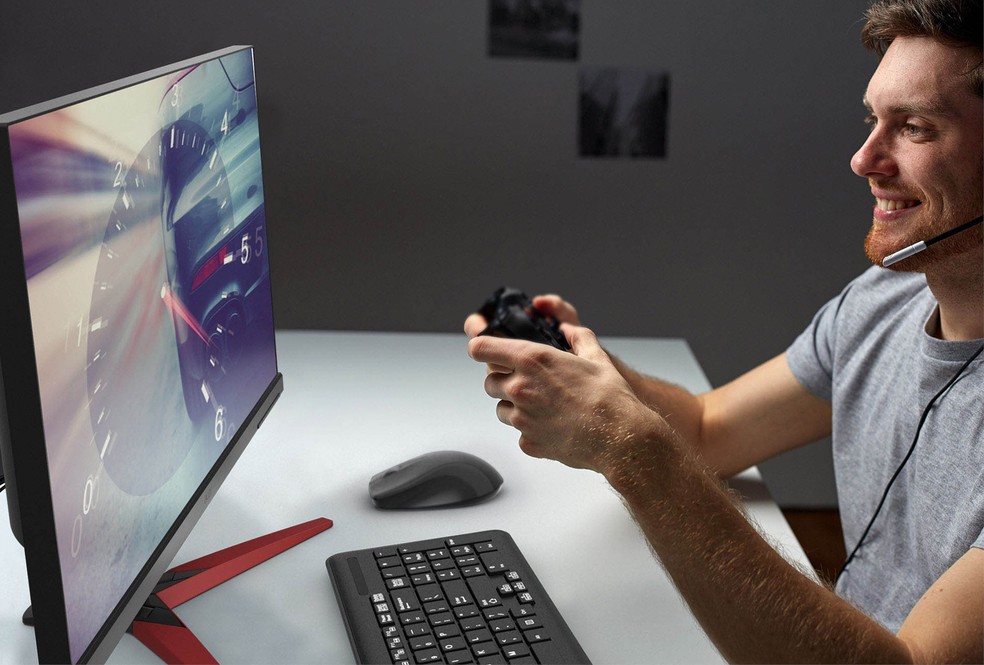 Acer KG241Q-S é um monitor com resolução Full HD que tem cor preta com detalhes em vermelho — Foto: Divulgação/Acer