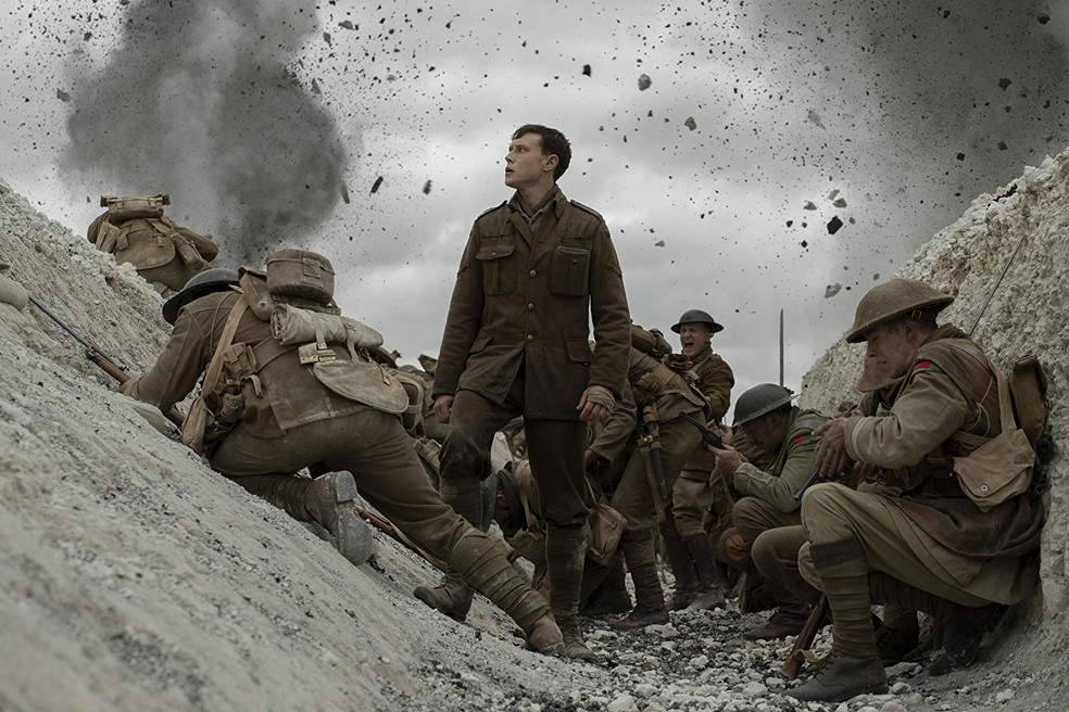 George MacKay em cena de '1917' — Foto: Divulgação