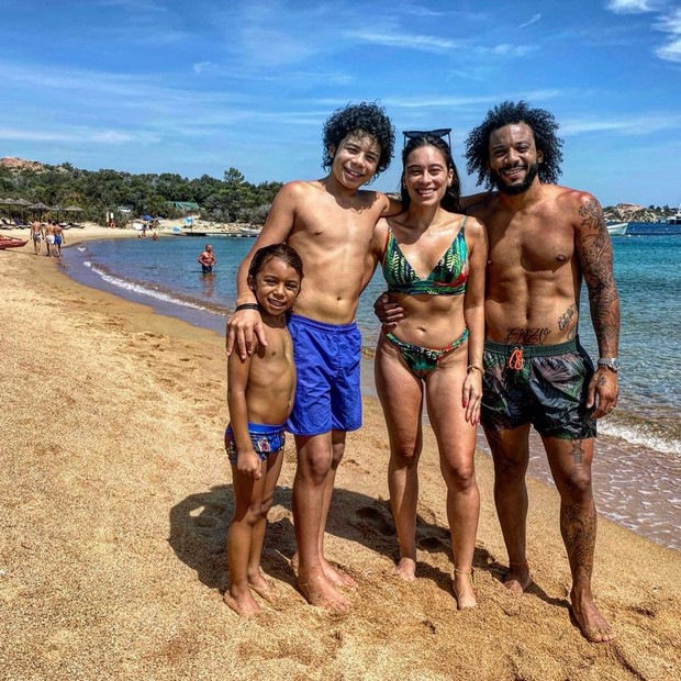Marcelo Vieira Jr. curte férias com a família na Sardenha (Foto: Reprodução/Instagram)