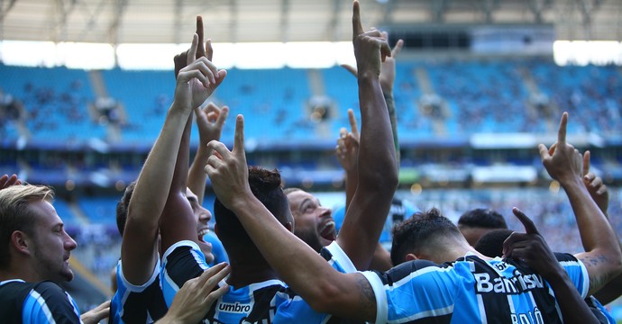 Após vitória sobre Lajeadense, grupo vibra com volta do Grêmio de Roger