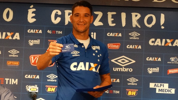 Setor mais concorrido do Cruzeiro tem oito jogadores para apenas três vagas