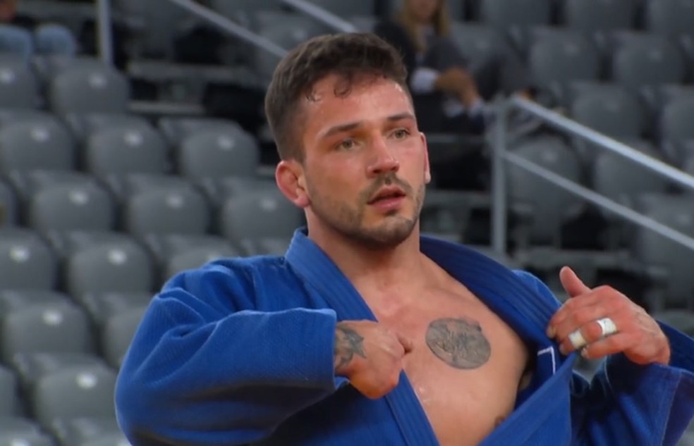 Cargnin comemora bronze no Grand Prix de Zagreb — Foto: Divulgação