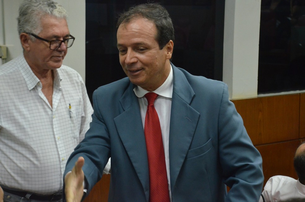 Watteau Rodrigues diz que tem cinco nomes para o cargo de técnico (Foto: Edgley Lemos / GloboEsporte.com/pb)