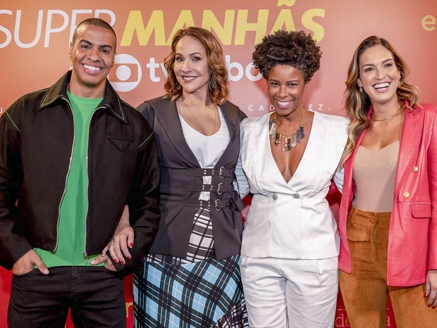Thiago Oliveira, Maria Beltrão, Rita Batista e Talitha Morete. (Foto: Kelly Fuzaro/TV Globo)