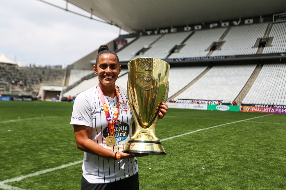 Mimi volta ao futebol brasileiro, agora para defender o São Paulo — Foto: Bruno Teixeira/Agência Corinthians