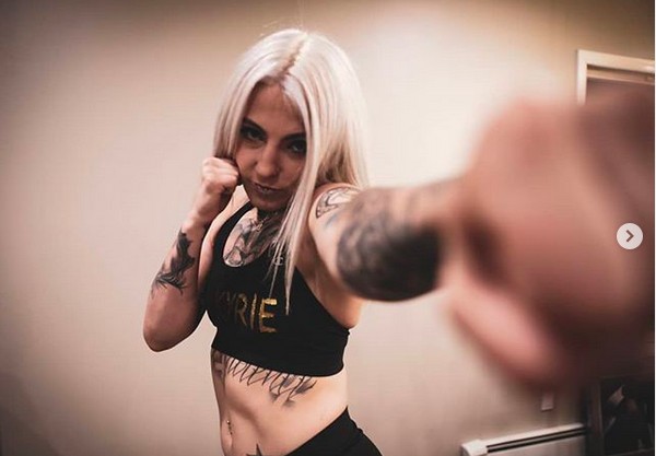 A ex-atriz pornô e hoje lutadora profissional de MMA Rebecca Bryggman  (Foto: Instagram)
