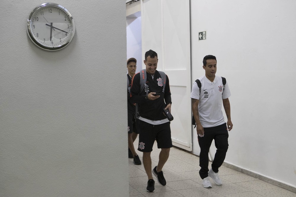 Sondagens do exterior não evoluem, e Rodriguinho seguirá no Corinthians
