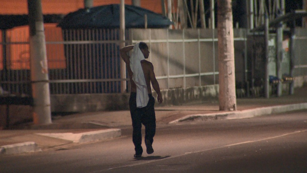 Suspeito de colocar fogo na casa da ex no ES diz que esqueceu fogo aceso â Foto: Manoel Neto/ TV Gazeta