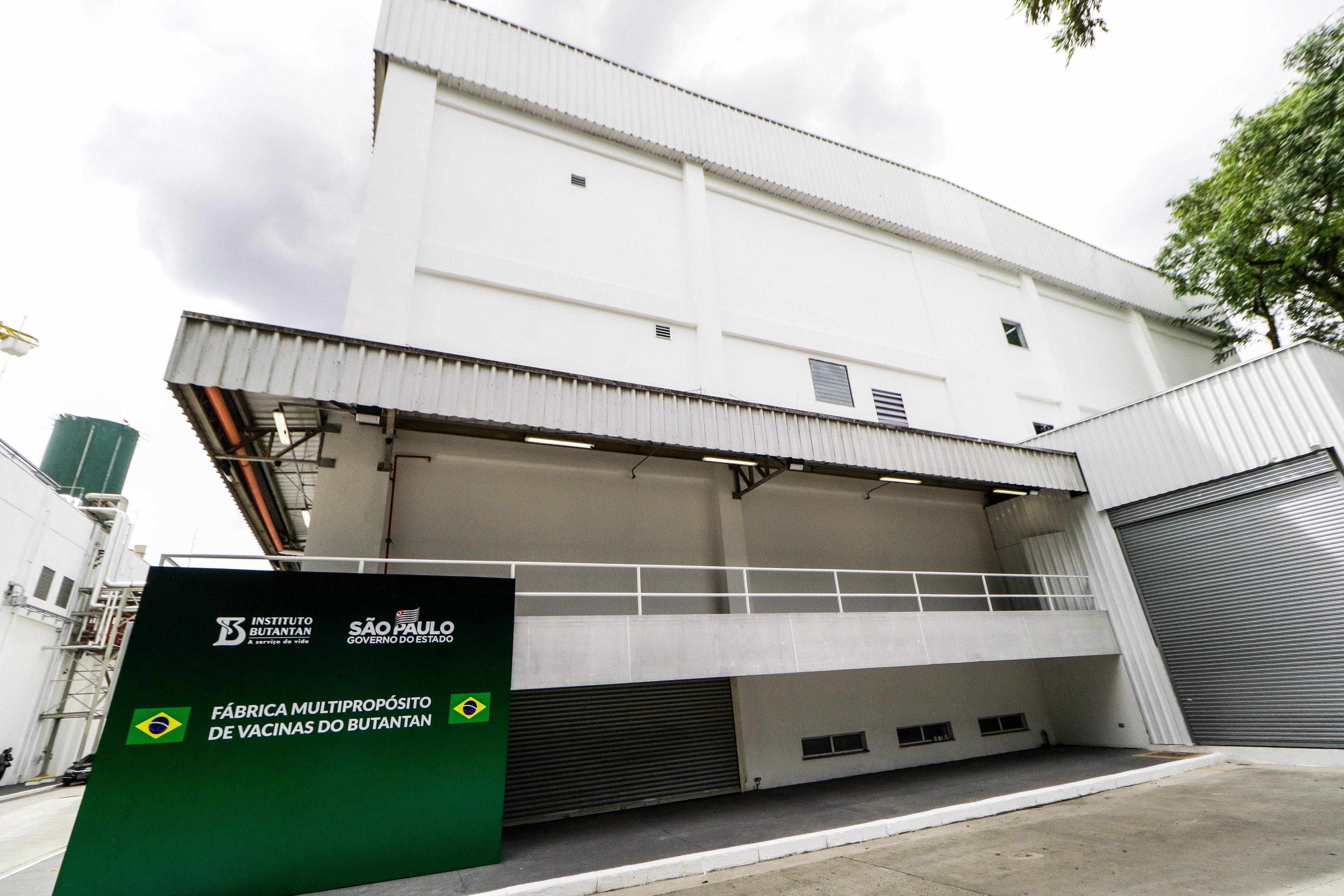 Butantan entrega fábrica de vacinas em SP com 6 meses de atraso; produção industrial deve começar em 2023