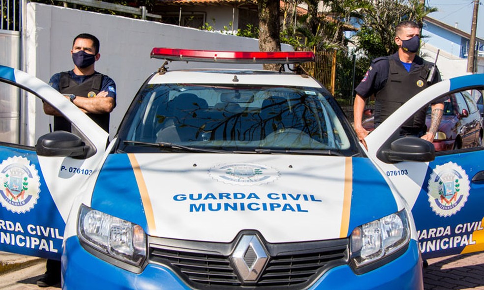 GCM trabalhar&aacute; para inibir 'pancad&otilde;es' no Morro do Paranambuco, em Itanha&eacute;m, SP &mdash; Foto: Divulga&ccedil;&atilde;o/Prefeitura de Itanha&eacute;m