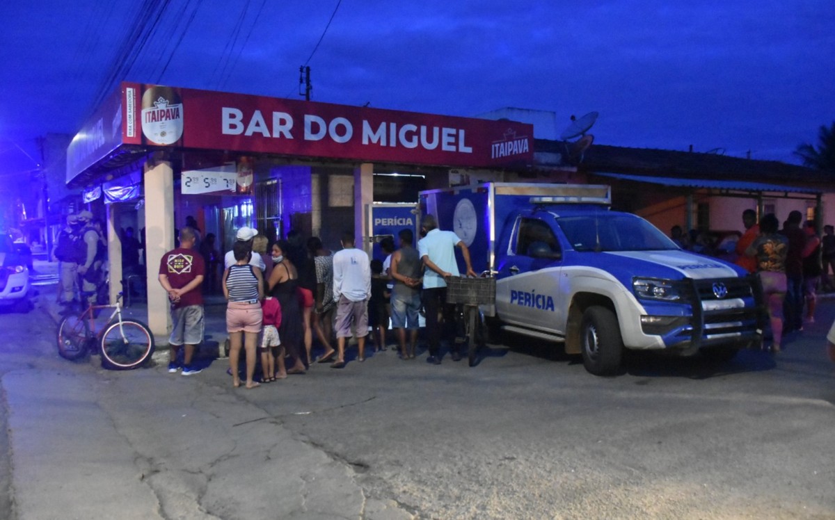 Un hombre murió y otros dos fueron baleados dentro de un bar en el suroeste de Bahía |  Bahía