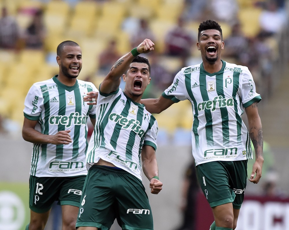  Egídio mira 100 jogos no Palmeiras e vê futuro aberto: 
