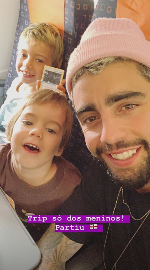 Pedro Scooby viaja com os filhos (Foto: Reprodução Instagram)
