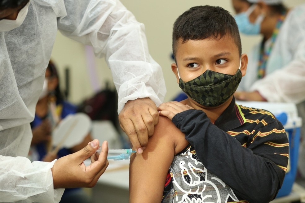 vacinação crianças manaus — Foto: Henrique Oliveira/Semsa
