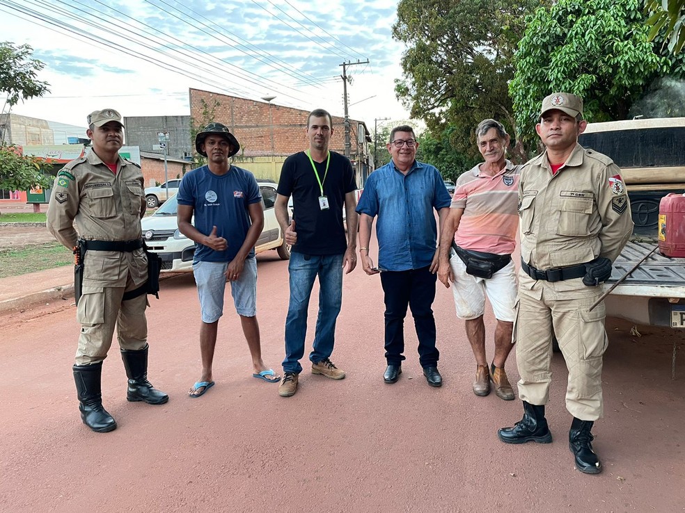 Equipe que atuou na interdição do local  — Foto: Junior Magalhães/Divulgação 