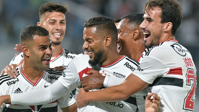 Jorge Wilstermann x São Paulo gol Reinaldo