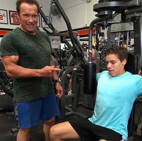 O ator Arnold Schwarzenegger com o filho caçula, Joseph Baena (Foto: Instagram)