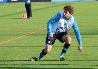 Maxi Rodríguez tem nome registrado no BID e pode reestrear pelo Grêmio