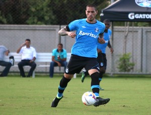 Felipão escala Braian Rodríguez como titular e testa Maicon em treino tático