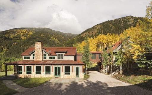 Esta resdência no vale de Castle Creek, em Aspen, está à venda por U$100 milhões (cerca de R$ 313.045.000,00)...