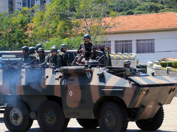 Tropas federais iniciam 'operação Potiguar' em Natal (Foto: Fabiano de Oliveira/ G1)