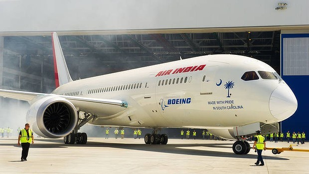 Boeing Dreamliner 787 da Air India: um dos voos da companhia aérea foi obrigado a dar meia-volta por suspeita de um rato a bordo (Foto: Reprodução/Facebook)