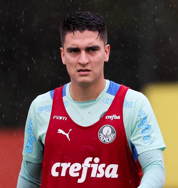 Em busca de volante no mercado, Palmeiras deve emprestar Atuesta