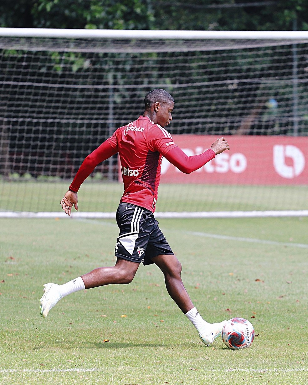 Orejuela em treino do São Paulo — Foto: Divulgação