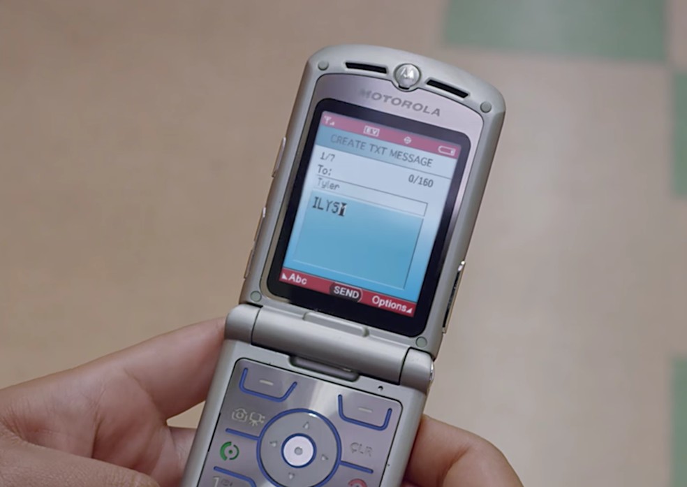 Motorola poderá reviver clássico V3 com tela dobrável — Foto: Divulgação/Motorola
