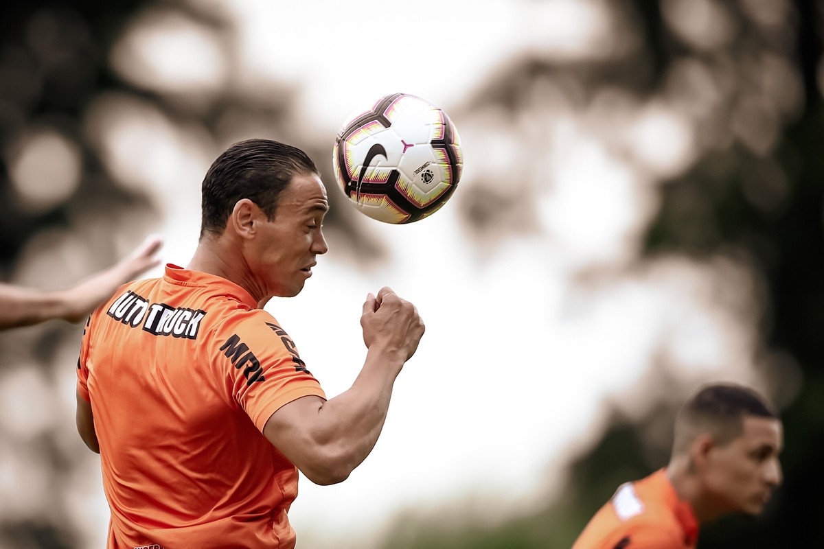 Coritiba fecha a contratação do atacante Ricardo Oliveira ...