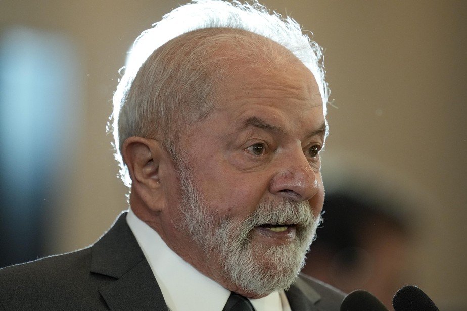 'Ciro tem surtado ultimamente', diz Lula 