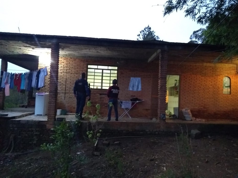 Casa onde mãe de Taison seria mantida como refém (Foto: Polícia Civil/Divulgação)