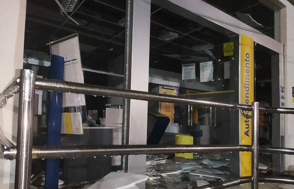 Agência foi atacada na madrugada desta terça-feira — Foto: Jair Medrado/Arquivo pessoal