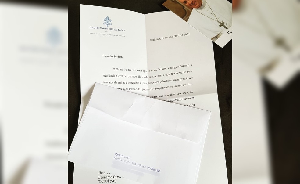 Após participar de audiência geral, seminarista de Tatuí recebeu uma carta do Vaticano  — Foto: Leonardo Costa de Camargo Barros/ Arquivo Pessoal 