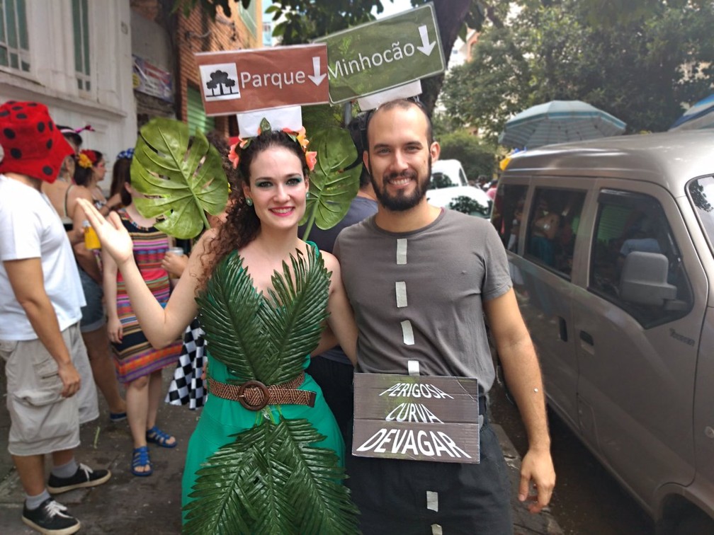 Featured image of post Plaquinhas De Carnaval Casal