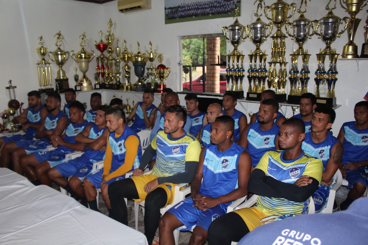 São Raimundo apresenta oficialmente elenco para o Estadual e Copa do ...