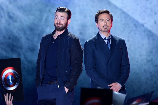 Chris Evans e Robert Downey Jr.: dobradinha azul (Foto: Getty Images)