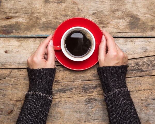 Xícara de café está entre os alimentos aliados do emagrecimento no inverno (Foto: Thinkstock)